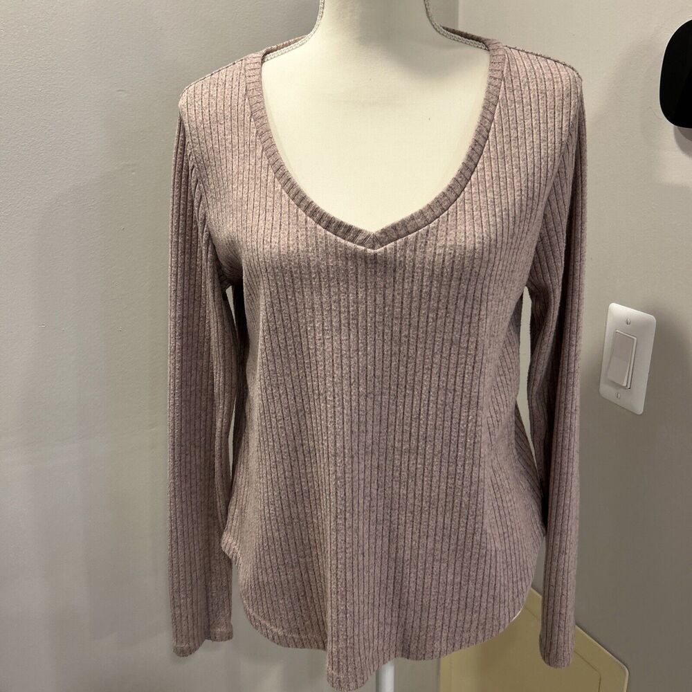 AERO Seriously Soft Small Perfect V-Neck Ribbed Lightweight Sweater Pink Purple
